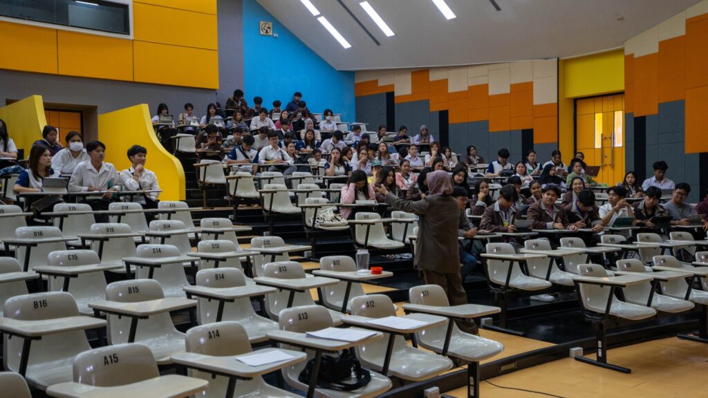 อบรมเตรียมความพร้อมนักศึกษา