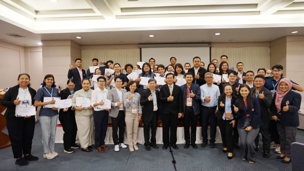 อบรมผู้นิเทศงาน CWIE